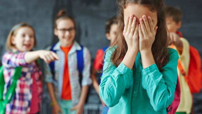 Cómo es KiVa, el exitoso método creado en Finlandia para combatir el bullying que están empezando a usar en escuelas de América Latina
